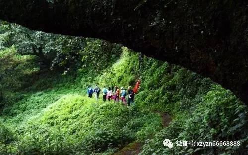 逃离火山口