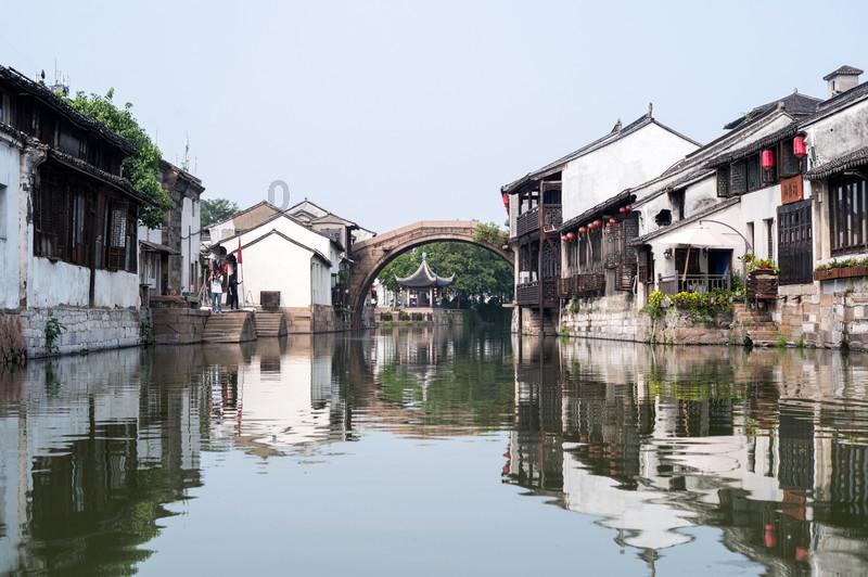 一觉醒来，俄乌形势突变！泽连斯基强硬发声，凶手另有其人？
