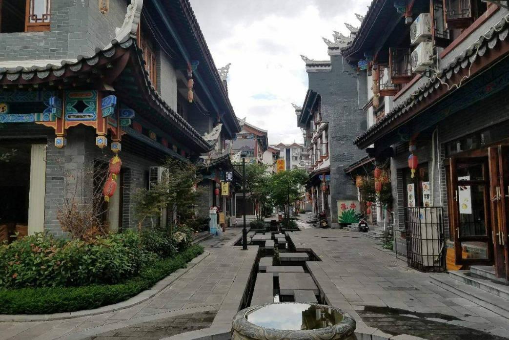 老人车祸后备受病痛折磨,德广医院“多管齐下”改善病症